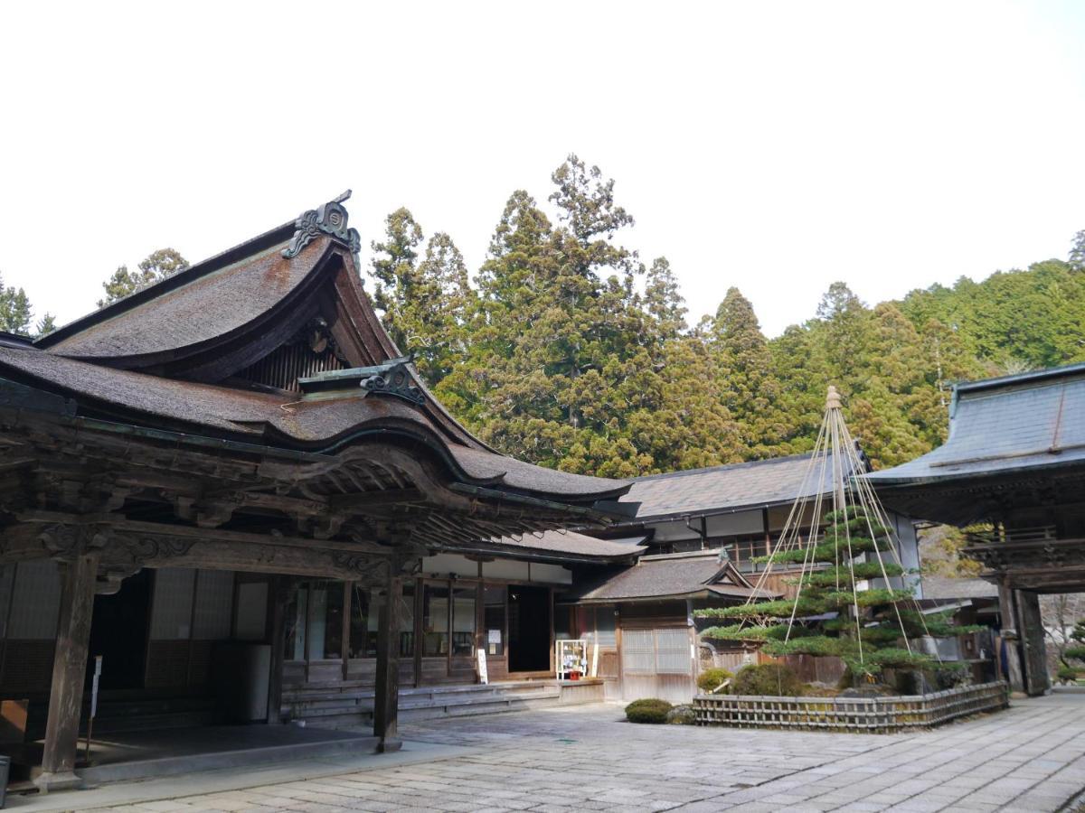 Kongo Sanmaiin Hotel Koyasan Exterior photo