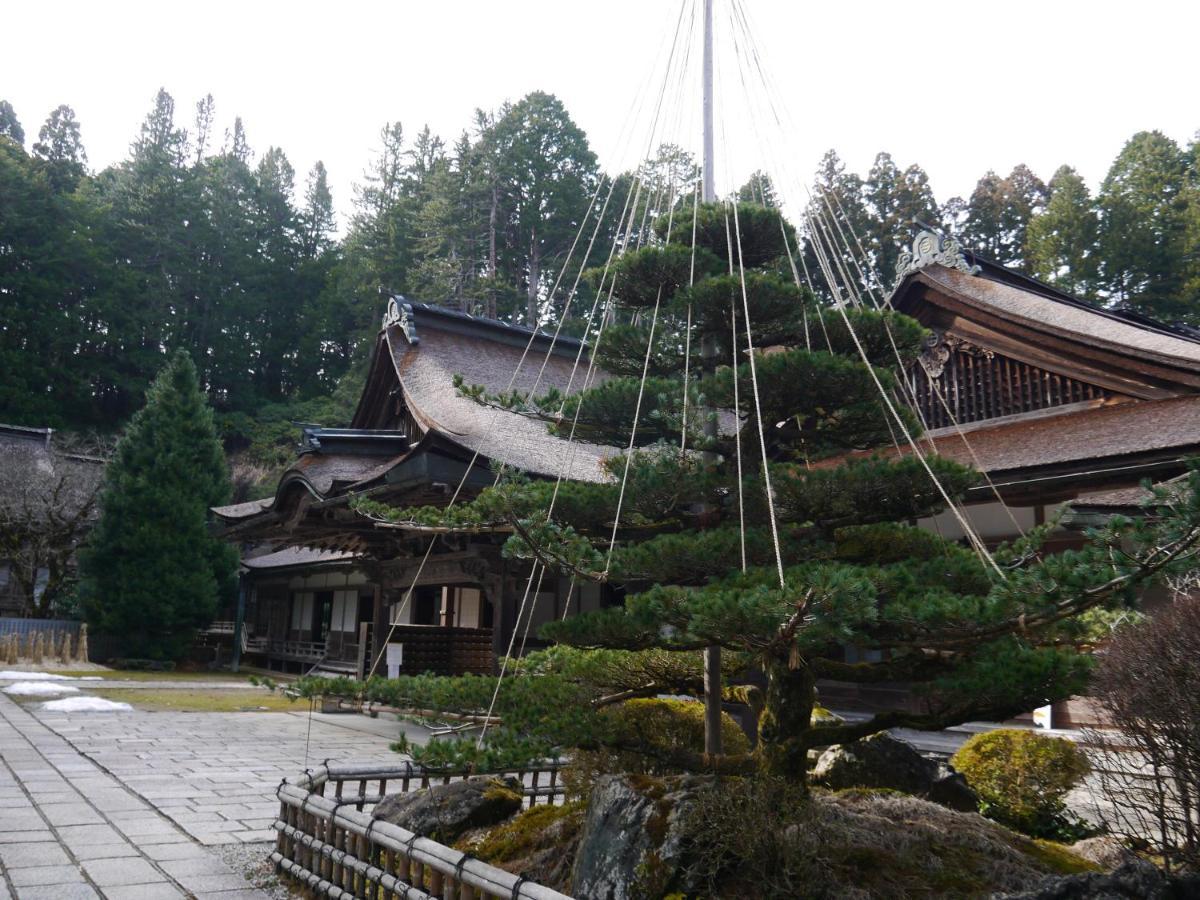 Kongo Sanmaiin Hotel Koyasan Exterior photo