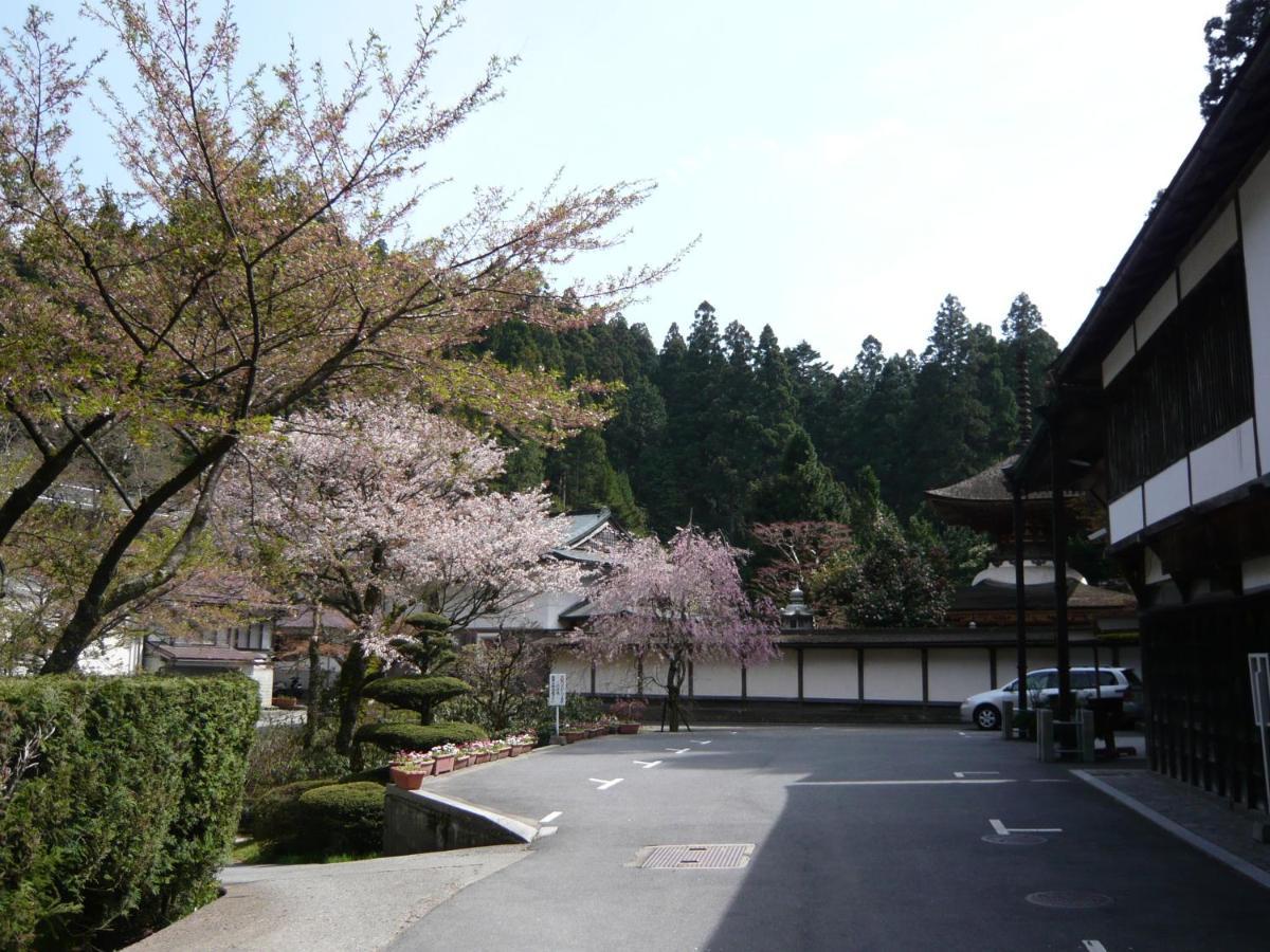 Kongo Sanmaiin Hotel Koyasan Exterior photo